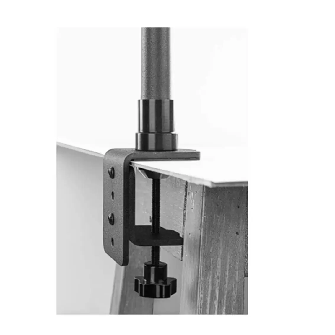 پایه نصب نور به میز ایلکین