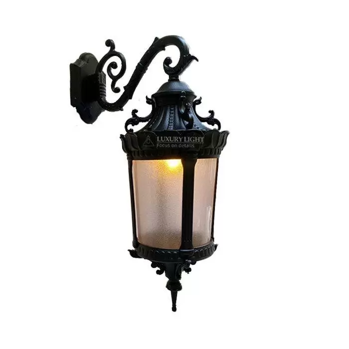 چراغ دیواری بیتانور مدل پاسارگاد