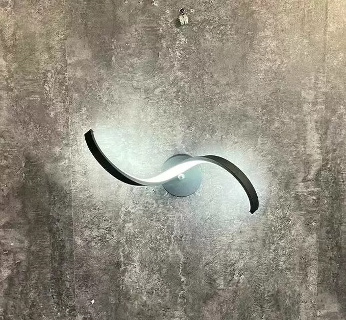 چراغ دیواری اس ام دی مدل شاخه S