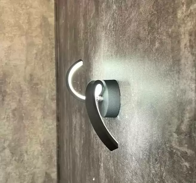 چراغ دیواری اس ام دی مدل شاخه S